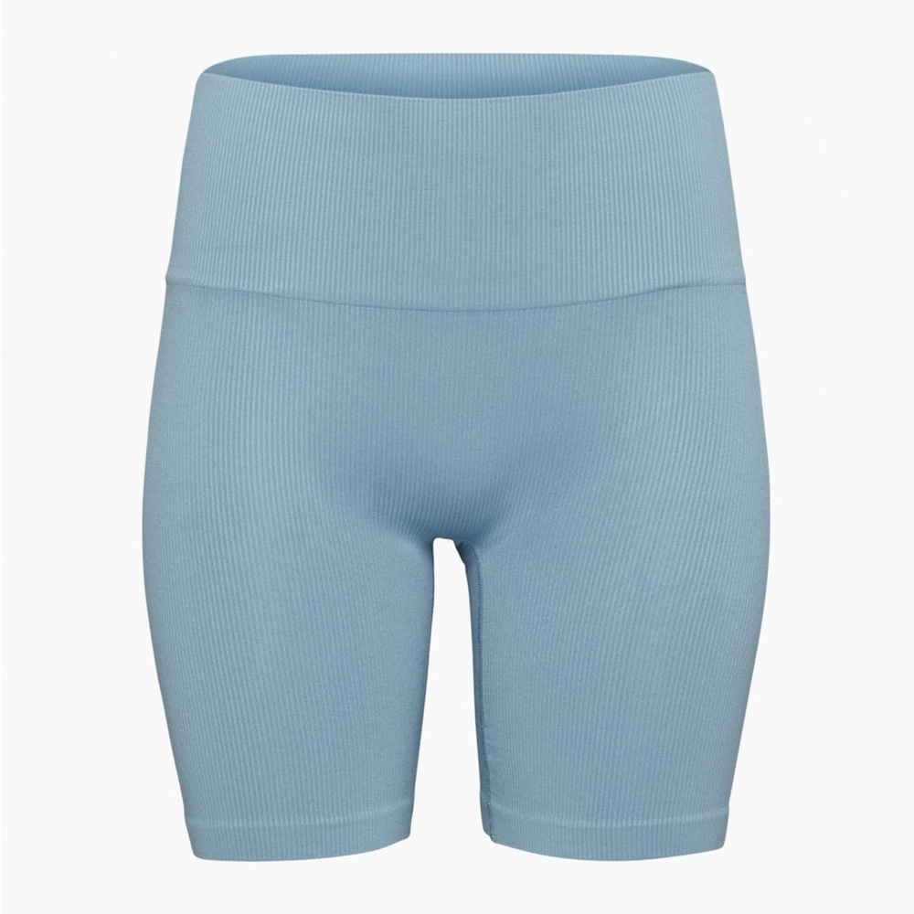 TnAction
TnaBODY™ Atmosphere Ribbed Hi-Rise 7" Short IN MAUVE PINK